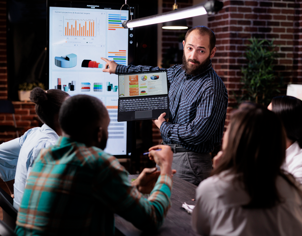 Por que é importante migrar as estratégias da minha empresa para o marketing digital? 14